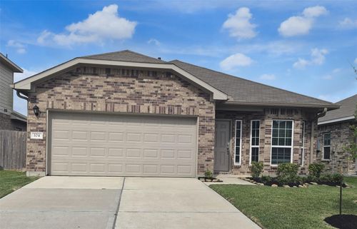 104 Cullen St, Angleton, TX, 77515-2307 | Card Image