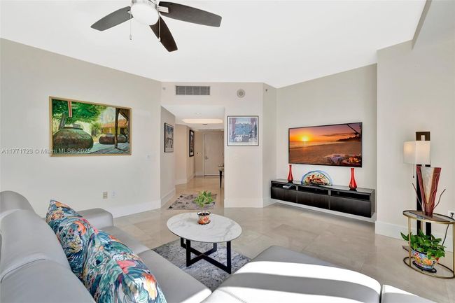 APT-1007 - 333 Las Olas Way, Condo with 2 bedrooms, 3 bathrooms and null parking in Fort Lauderdale FL | Image 16