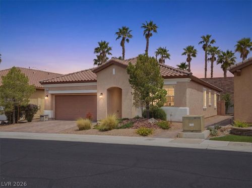 653 Viale Machiavelli Ln, Henderson, NV, 89011-0842 | Card Image