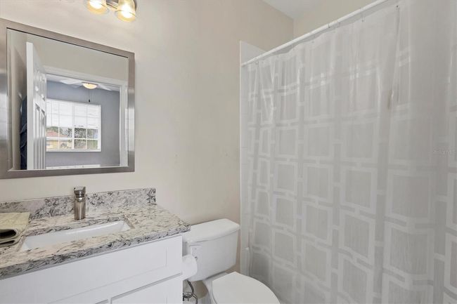 16-211 - 5700 Bentgrass Dr, Condo with 3 bedrooms, 3 bathrooms and null parking in SARASOTA FL | Image 27