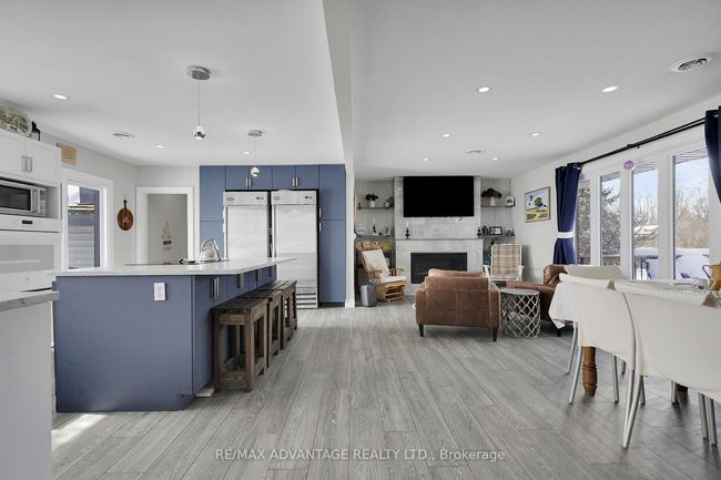 9755 Longwoods Rd, House other with 5 bedrooms, 3 bathrooms and 4 parking in London ON | Image 8