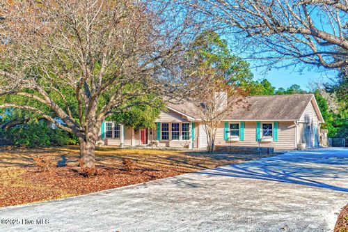 174 Fox Dr, Cape Carteret, NC, 28584-9207 | Card Image