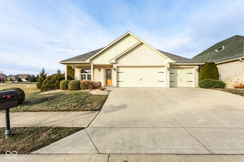 3356 Nottinghill Dr W, Plainfield, IN, 46168-8305 | Card Image