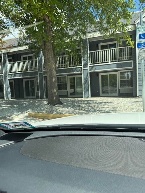 2580 Tilton Rd, Egg Harbor Township, NJ, 08234-1800 | Card Image