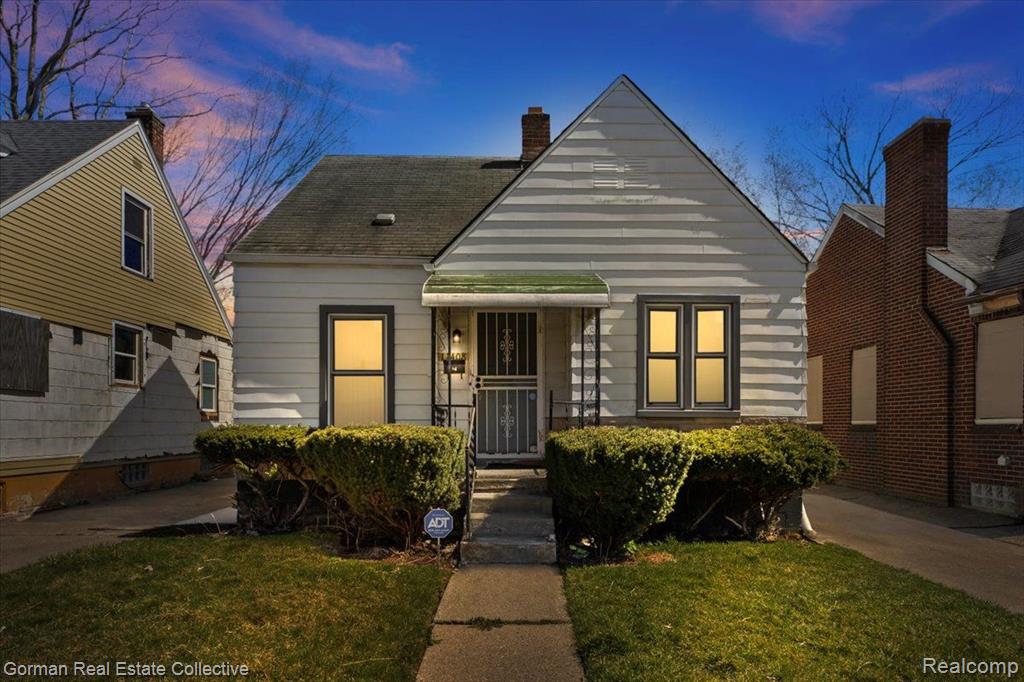 Abington Ave, Detroit, MI 48227
