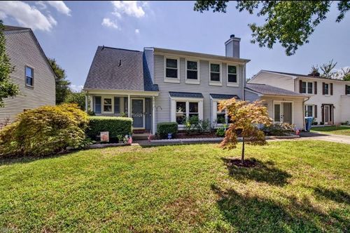 3817 Stoneshore Rd, Virginia Beach, VA, 23452-7950 | Card Image