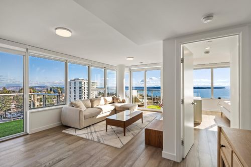 1007-15165 Thrift Ave, White Rock, BC, V4B0C1 | Card Image