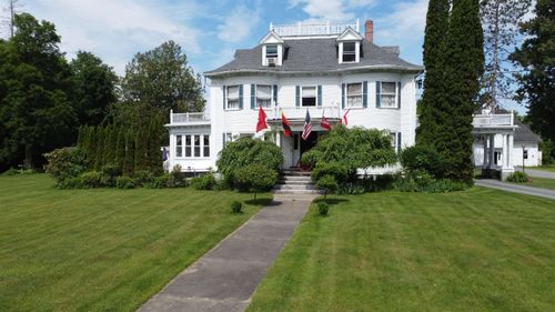 440 Main St, Derby, VT, 05829-9582 | Card Image