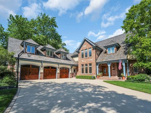 106 Michigan Ct, Racine, WI, 53402-3881 | Card Image