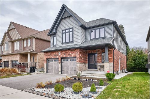 upper-967 Wright Dr, Midland, ON, L4R0E4 | Card Image