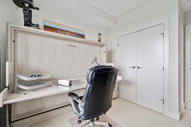 804 - 38 9 St Ne, Condo with 2 bedrooms, 2 bathrooms and 1 parking in Calgary AB | Image 25