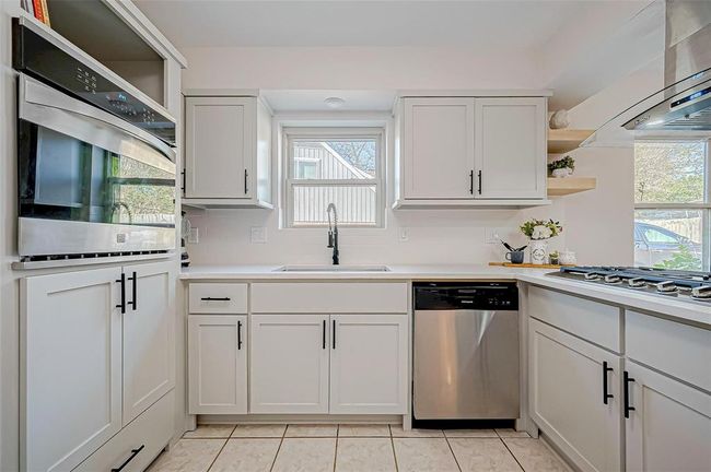12622 Pine Bough Ln, House other with 4 bedrooms, 2 bathrooms and 2 parking in Cypress TX | Image 12
