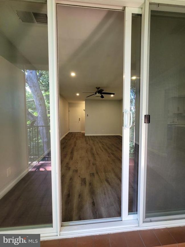 APT-201 - 5049 7 Th Rd S, Condo with 2 bedrooms, 2 bathrooms and null parking in ARLINGTON VA | Image 18