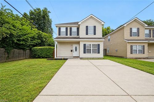 4009 1st St, Chesapeake, VA, 23324-1562 | Card Image