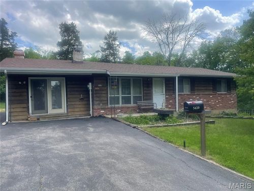 5420 Glade Chapel Rd, Hillsboro, MO, 63050-1824 | Card Image