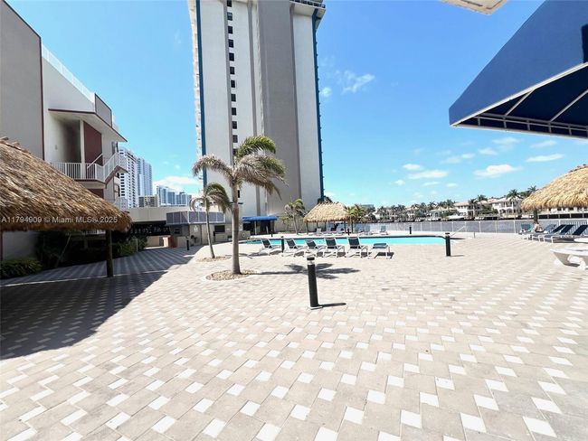 APT-12K - 1500 S Ocean Dr, Condo with 2 bedrooms, 2 bathrooms and null parking in Hollywood FL | Image 28