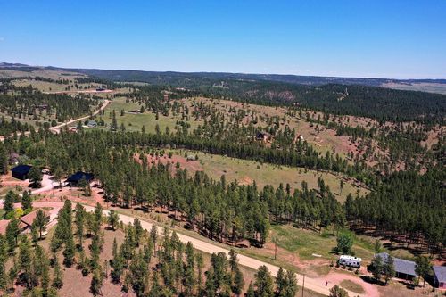 13752 Borglum Rd, Keystone, SD, 57751-6648 | Card Image