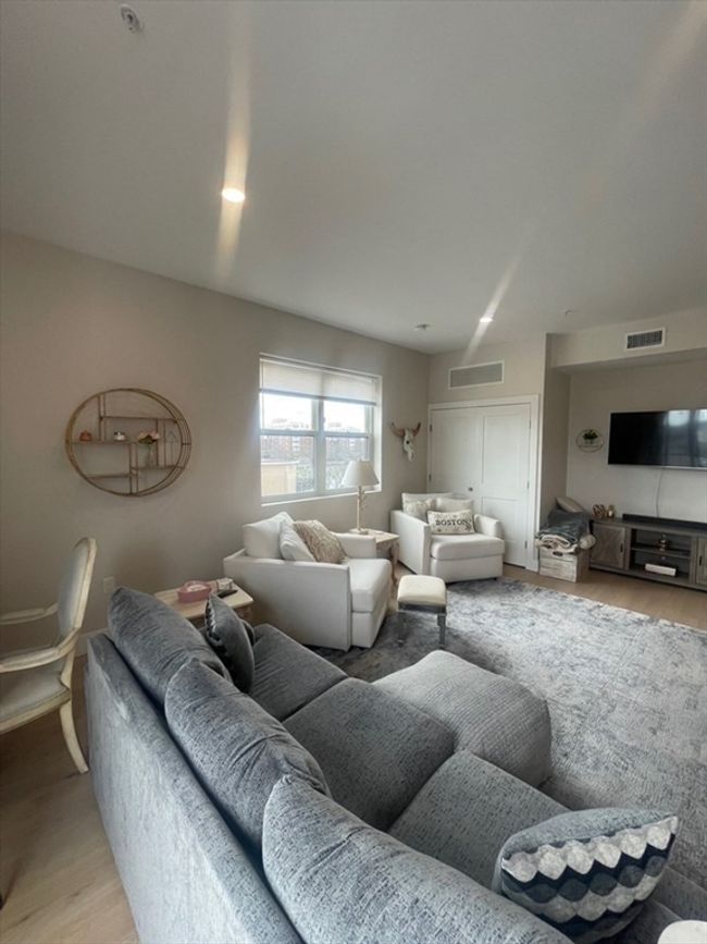 APT-6 - 99 Moody St, Condo with 2 bedrooms, 2 bathrooms and 1 parking in Waltham MA | Image 9
