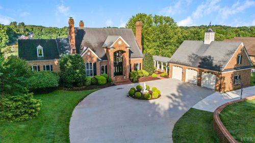 1423 Lakepointe Dr, Forest, VA, 24551-1066 | Card Image