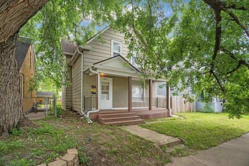 2802 Girard Ave N, Minneapolis, MN, 55411-1321 | Card Image