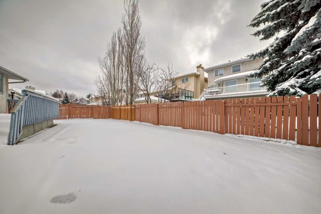 19 Sandringham Close Nw, Home with 4 bedrooms, 3 bathrooms and 4 parking in Calgary AB | Image 40