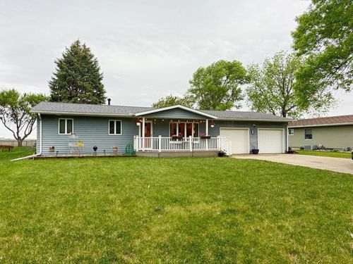 120 10th St Se, Wells, MN, 56097-1817 | Card Image