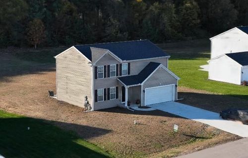 7859 Sierra Dr, Belding, MI, 48809-8520 | Card Image