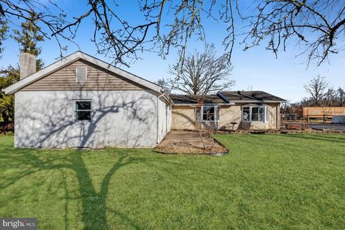 1223 Bethlehem Pike, SELLERSVILLE, PA, 18960-1449 | Card Image