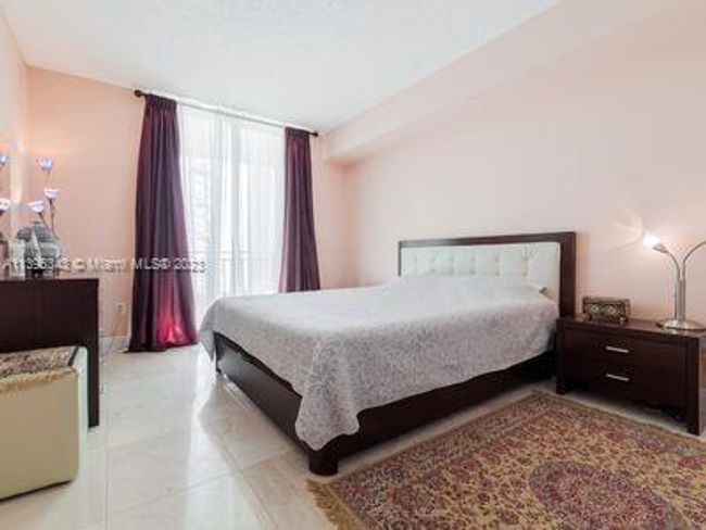APT-1101 - 17555 Atlantic Blvd, Condo with 3 bedrooms, 2 bathrooms and null parking in Sunny Isles Beach FL | Image 11
