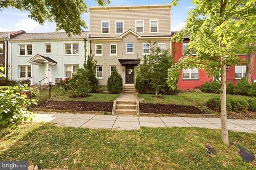 3-218 20th St Ne, WASHINGTON, DC, 20002-6752 | Card Image