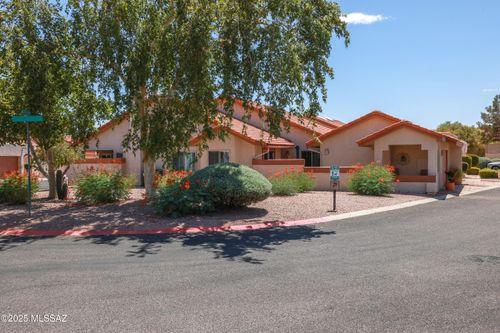 2413 W Tom Watson Dr, Tucson, AZ, 85742-9571 | Card Image
