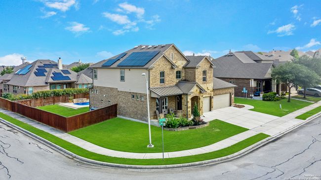 An aerial view of the house. | Image 29