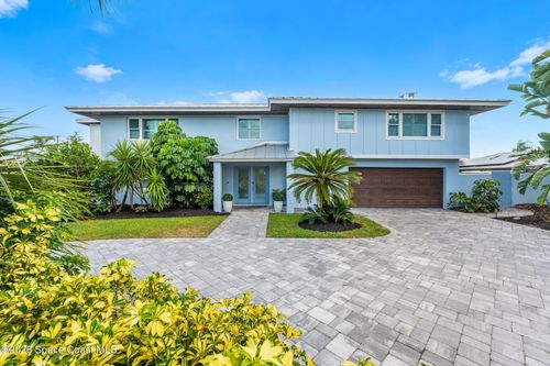 417 Riverview Ln, Melbourne Beach, FL, 32951-2716 | Card Image