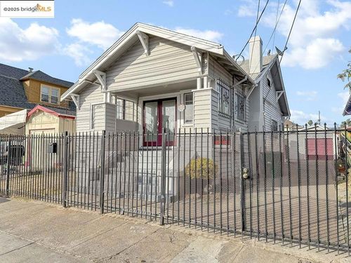 5540 E 17th St, Oakland, CA, 94621-4306 | Card Image