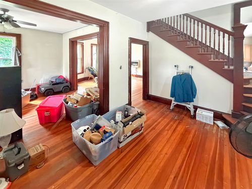 17 North St, Rutland, VT, 05701-3011 | Card Image