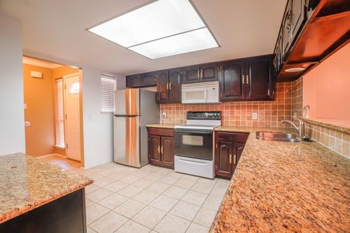 apt-37-5005 Georgi Ln, Houston, TX, 77092-5519 | Card Image