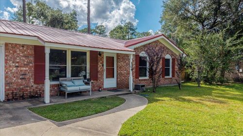 109 Robin Ct, Summerville, SC, 29485-7411 | Card Image