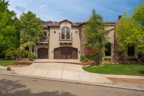 8820 Gypsy Dr Ne, Albuquerque, NM, 87122-1214 | Card Image