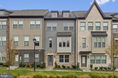 6917 Savannah Pkwy, BRANDYWINE, MD, 20613-7897 | Card Image