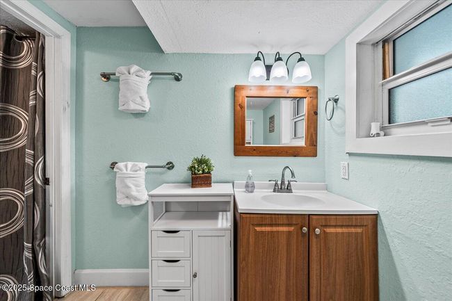 111 S Atlantic Ave, Home with 5 bedrooms, 4 bathrooms and null parking in COCOA BEACH FL | Image 27