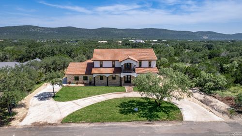 1747 Mountain Valley Dr, Concan, TX, 78838-3812 | Card Image