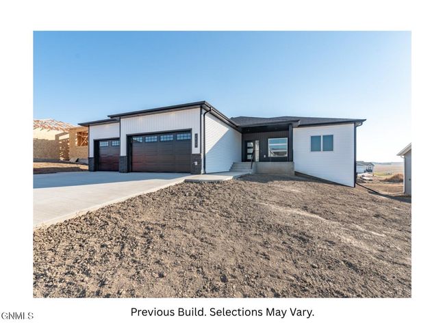 2011 Monarch Ave, House other with 5 bedrooms, 3 bathrooms and null parking in Bismarck ND | Image 4
