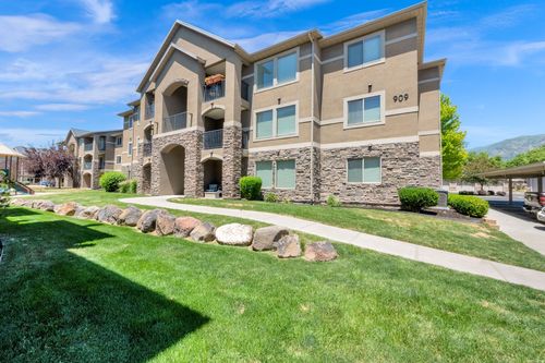 g-909 S Main St, Layton, UT, 84041-5537 | Card Image