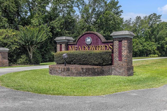 Community / neighborhood sign featuring a yard | Image 39