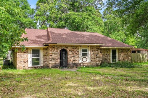 38A Woodbranch Dr, New Caney, TX, 77357 | Card Image