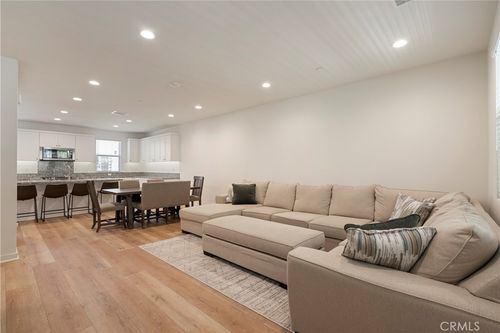 60 Sanctuary Ln, Mission Viejo, CA, 92692-5999 | Card Image