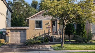 39 Reiner Rd, House other with 3 bedrooms, 2 bathrooms and 3 parking in North York ON | Image 3