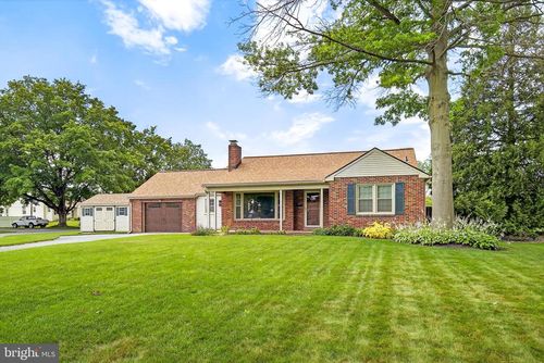 260 Cooper Ave, LANDISVILLE, PA, 17538-1716 | Card Image