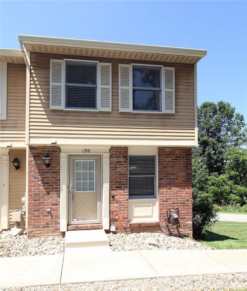 130 Scott Ln, Venetia, PA, 15367-1114 | Card Image