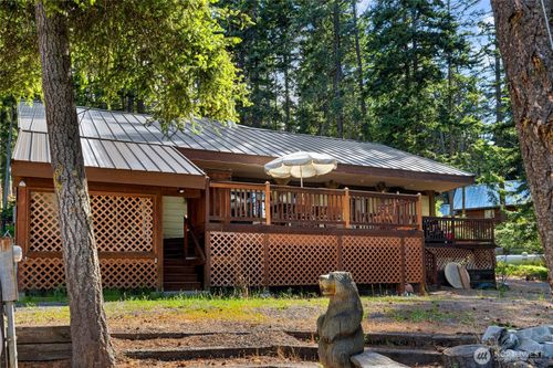 1600 Skull Springs Rd, Cle Elum, WA, 98922-8042 | Card Image